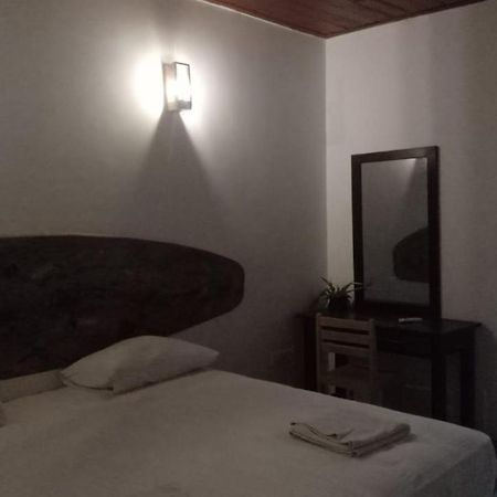 Arugambay Podbay Hotel Arugam Bay Bagian luar foto